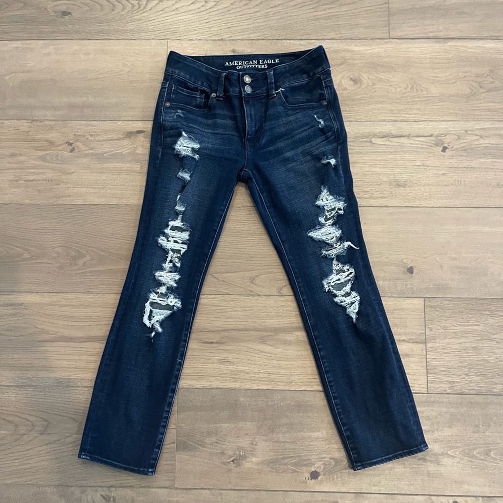 American Eagle Artist crop distressed